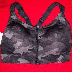Camo zip up sports bra